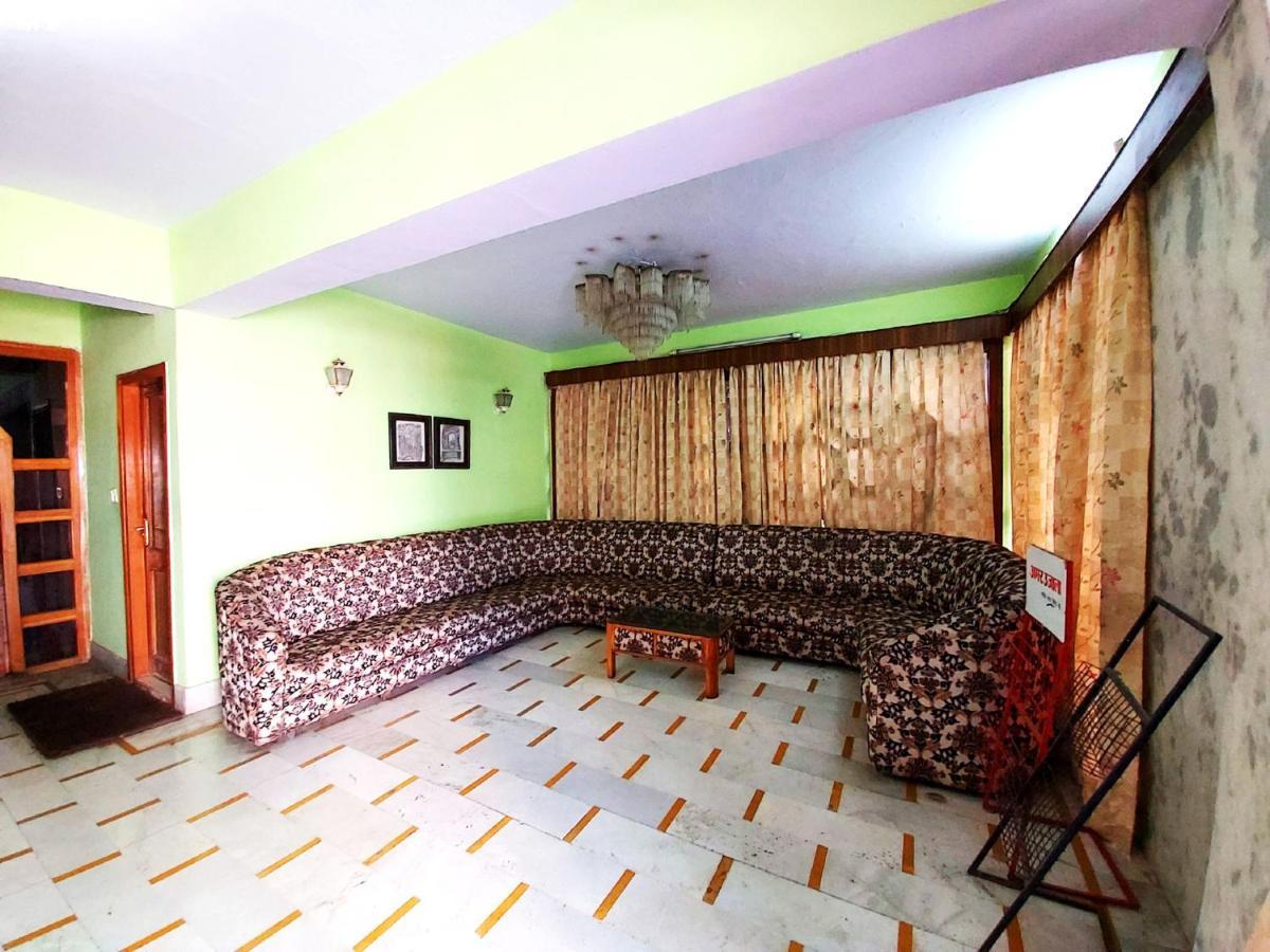 Goroomgo Radha Continental Nainital Eksteriør billede